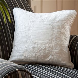 Kitchen & Dining | Soft Furnishings | White Quilt Cushion